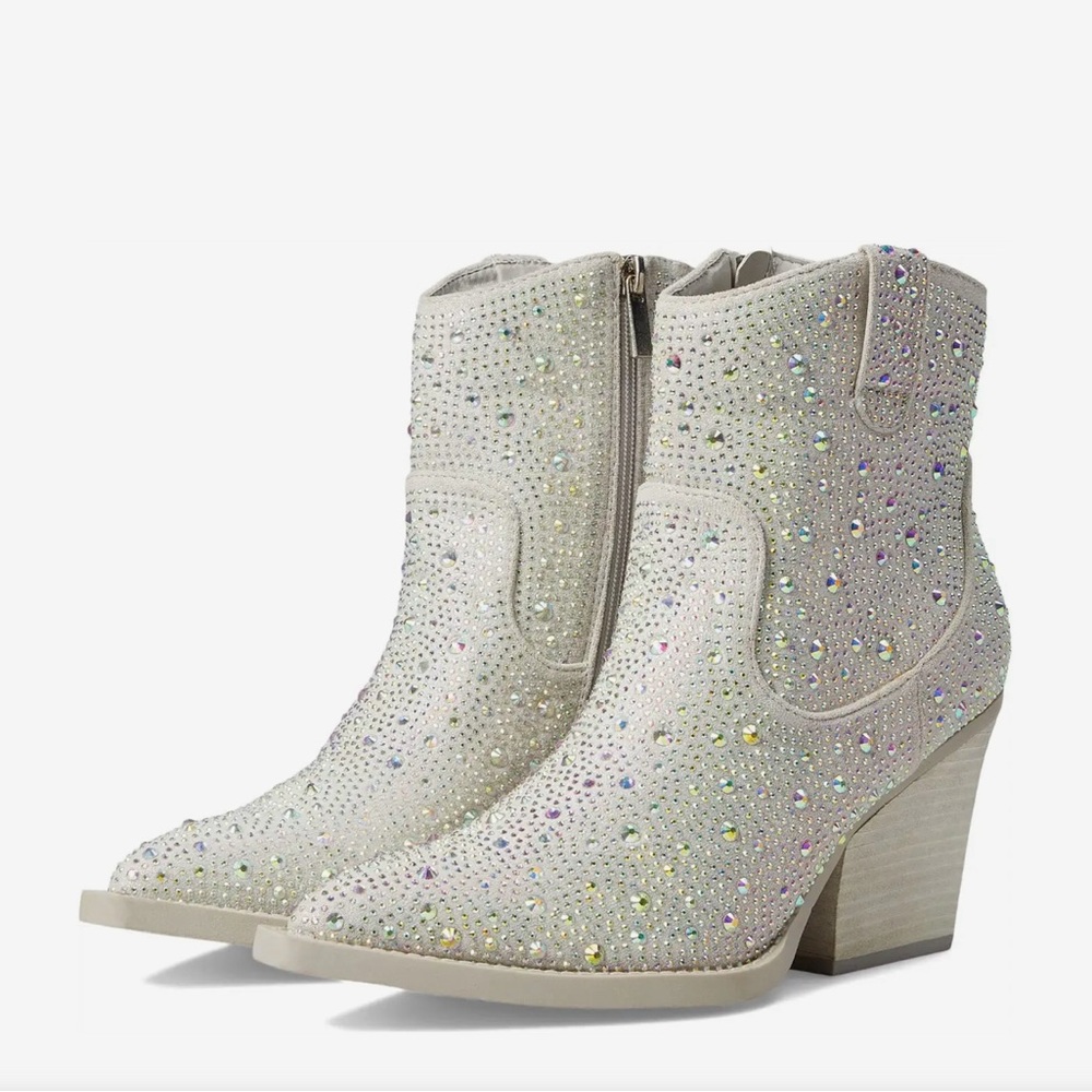 NWOT- Vintage Havana ‘Garen’ Western Wedding/Event Boot in Silver Rhinestone